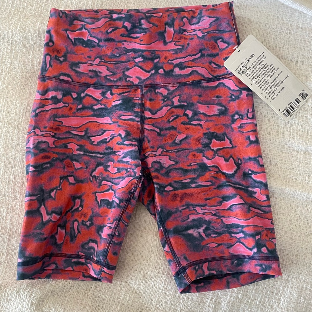Lululemon Wunder Train Shorts size 6